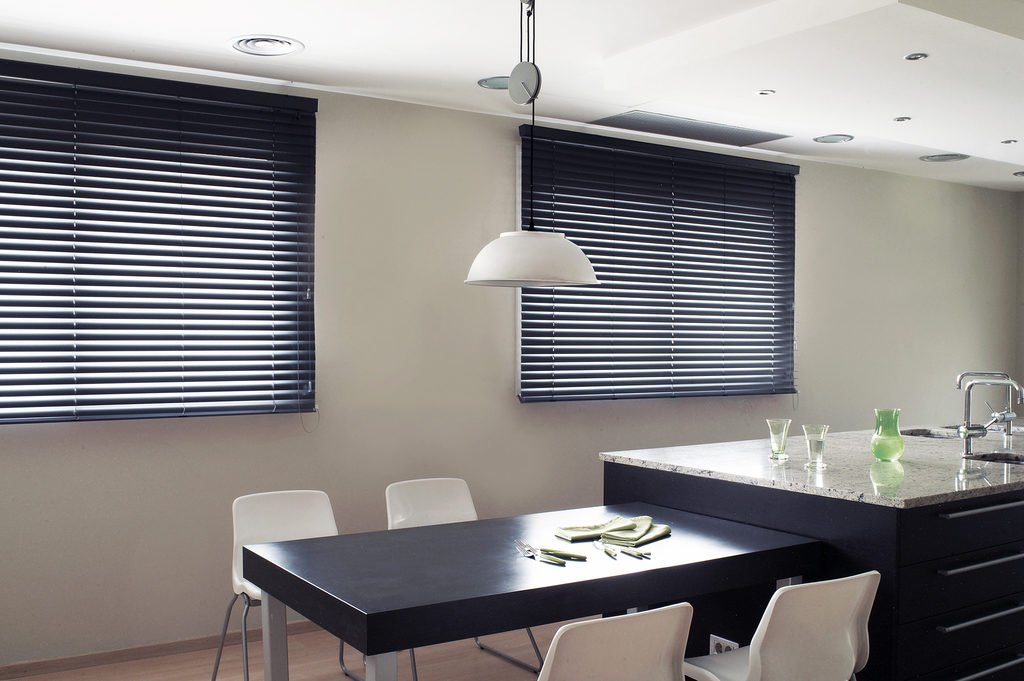 faux horizontal blinds